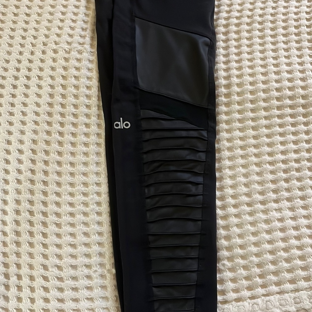 Alo leggings